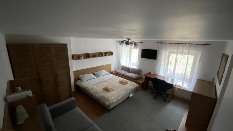 Bretsara Apartment in Romania