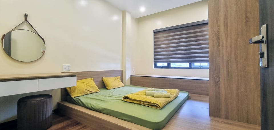 Bed, Photo of the whole room, Bedroom, towels, wardrobe