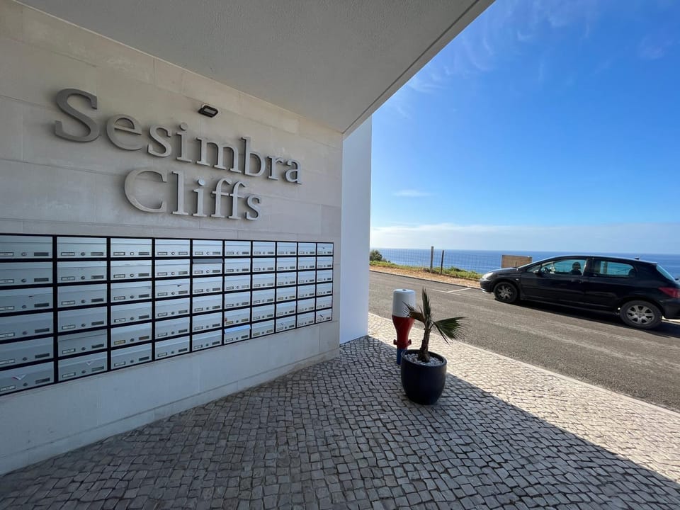 Property building, Facade/entrance