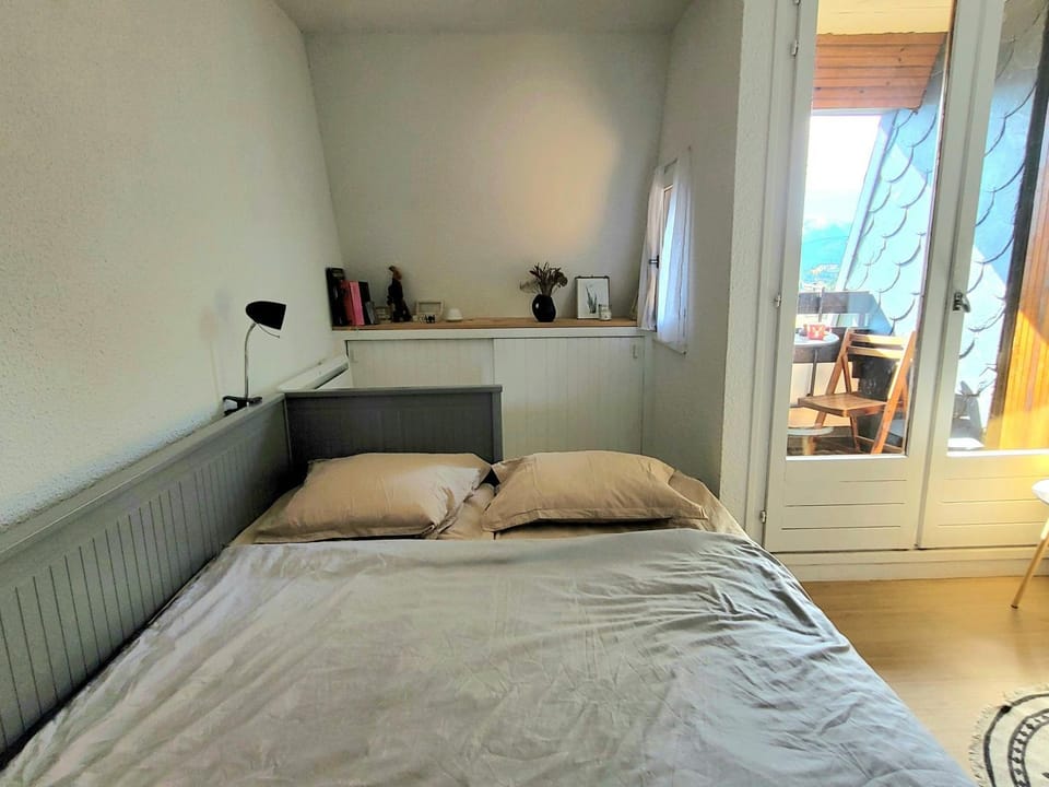 Studio avec très belle vue sur les Angles et proche des pistes Apartment in Occitanie