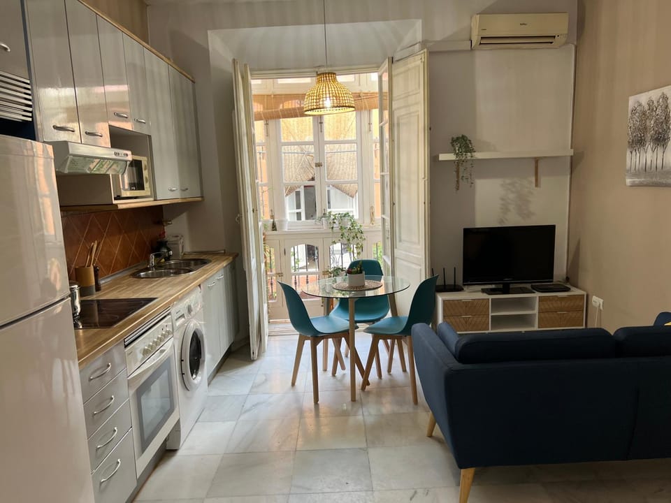 iYOURBASICS Great Apartment Hinestrosa 23 FREE WIFI&AC Apartment in Malaga