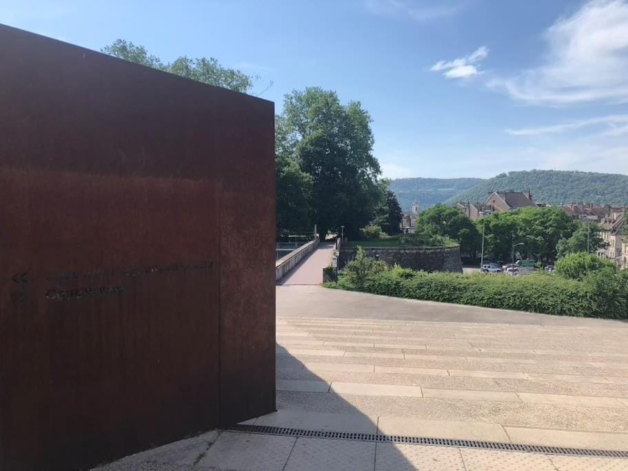 Le Bellevue - Parc, Gare et Vieille ville Apartment in Besançon