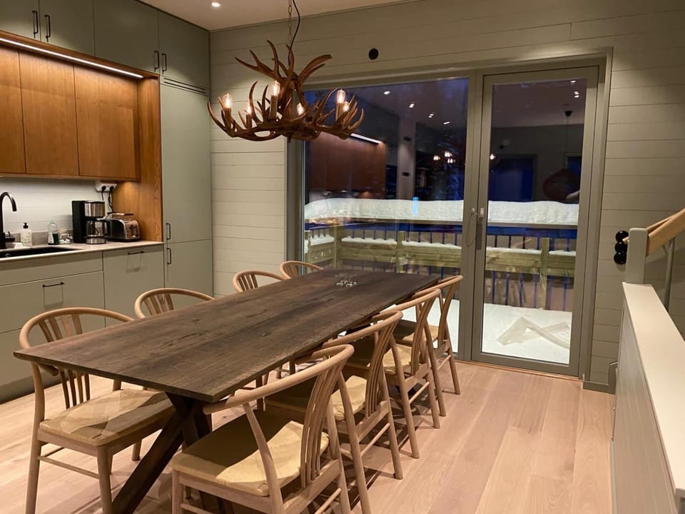 View (from property/room), Dining area, kitchen