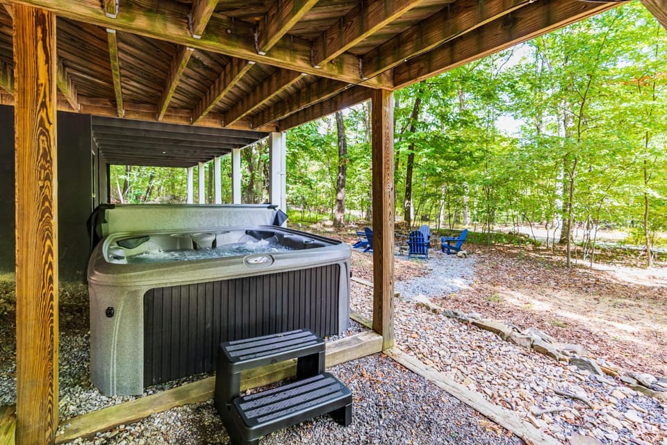 Hot Tub, Garden view