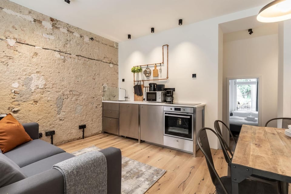 Factory Loft Duplex -40sqm- near Antonplatz Apartment in Berlin