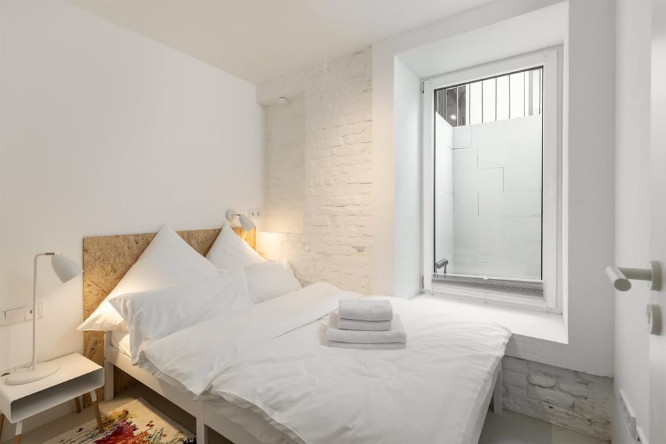 Scandinavian Loft Duplex -50sqm- near Antonplatz Apartment in Berlin