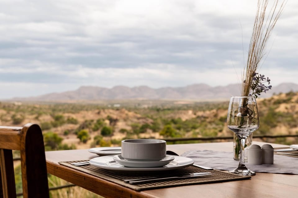 Dining area, Mountain view, Breakfast