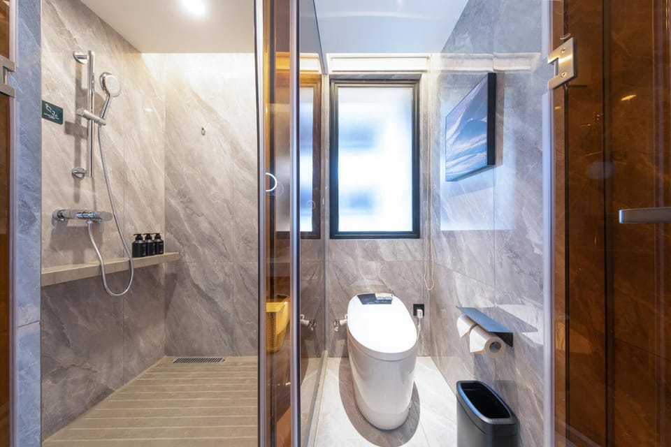 Atour Hotel Xiaolan Zhongshan Hotel in Guangzhou