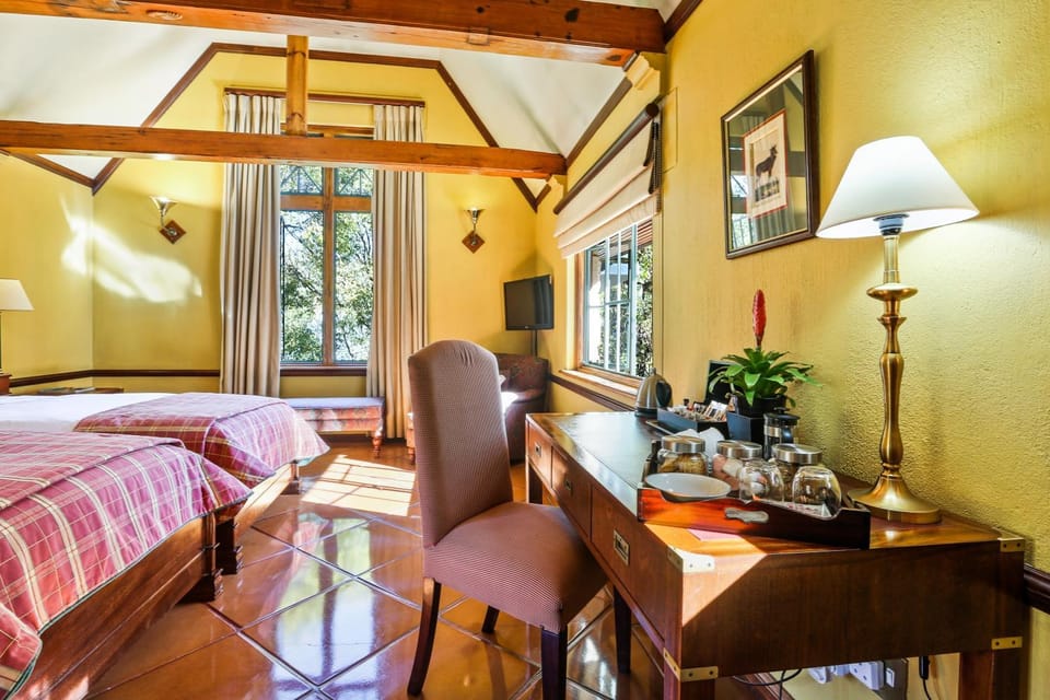 Coffee/tea facilities, Seating area, Bedroom