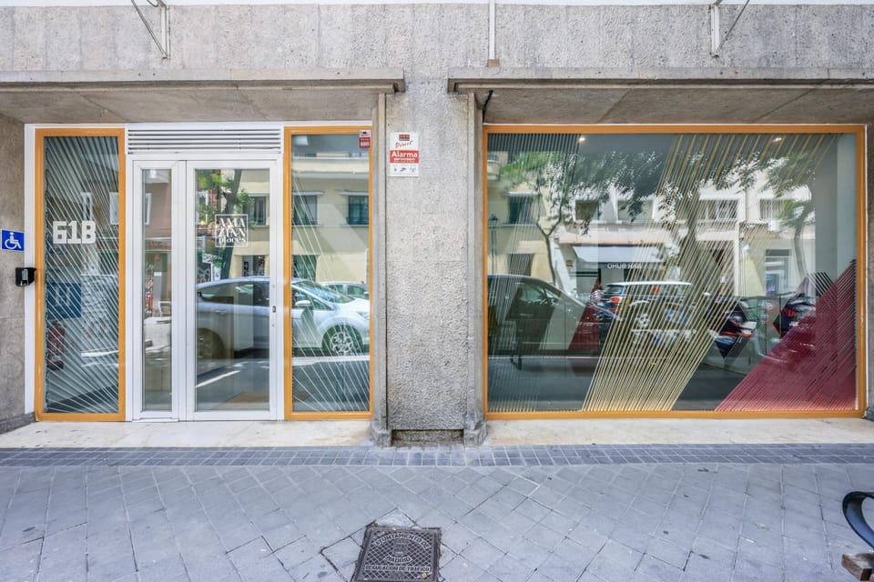 Facade/entrance, Day
