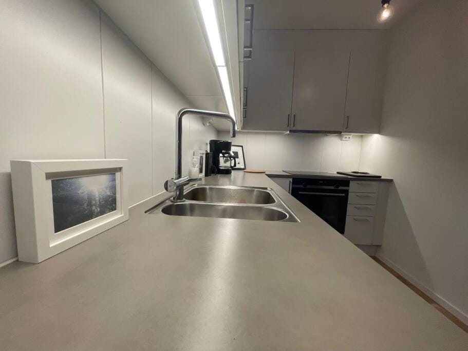 Modern & New Apartment Near CenterUniHospital With Balcony Apartment in Uppsala