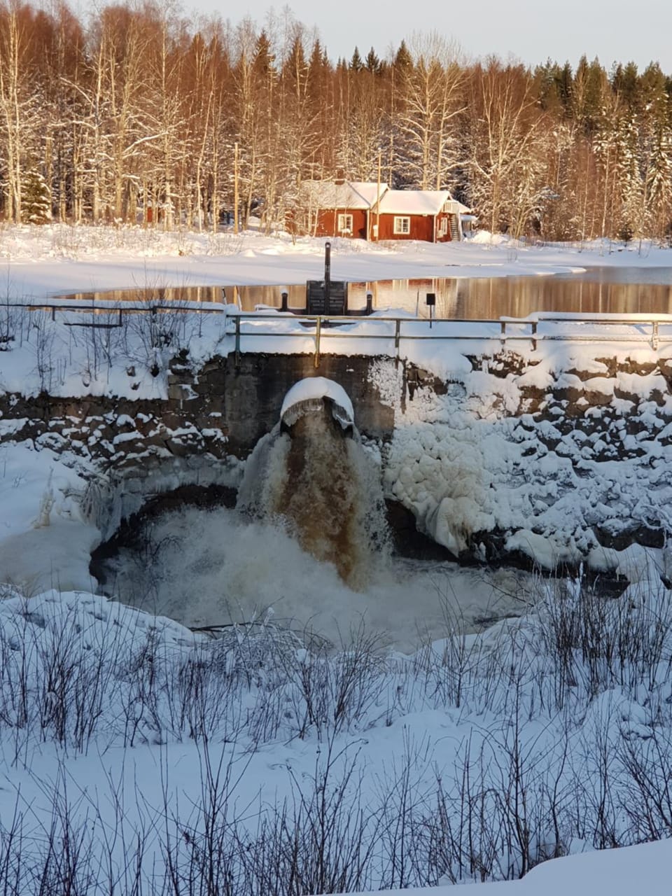 Nearby landmark, Day, Natural landscape, Winter, Lake view