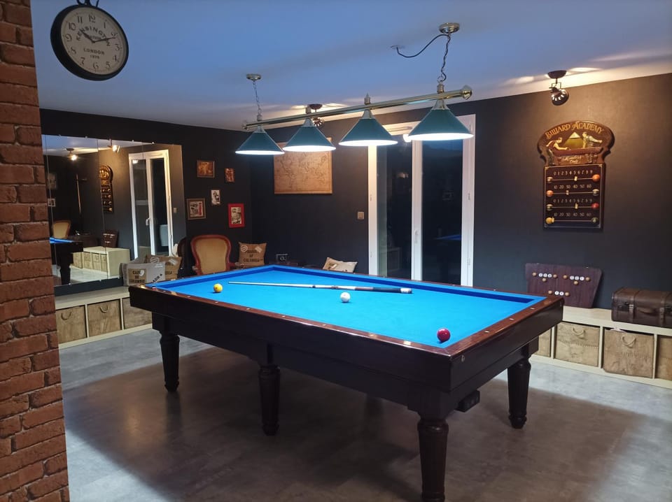 Chambre d'hôte avec Hammam et salle de jeux Bed and Breakfast in Auvergne-Rhône-Alpes