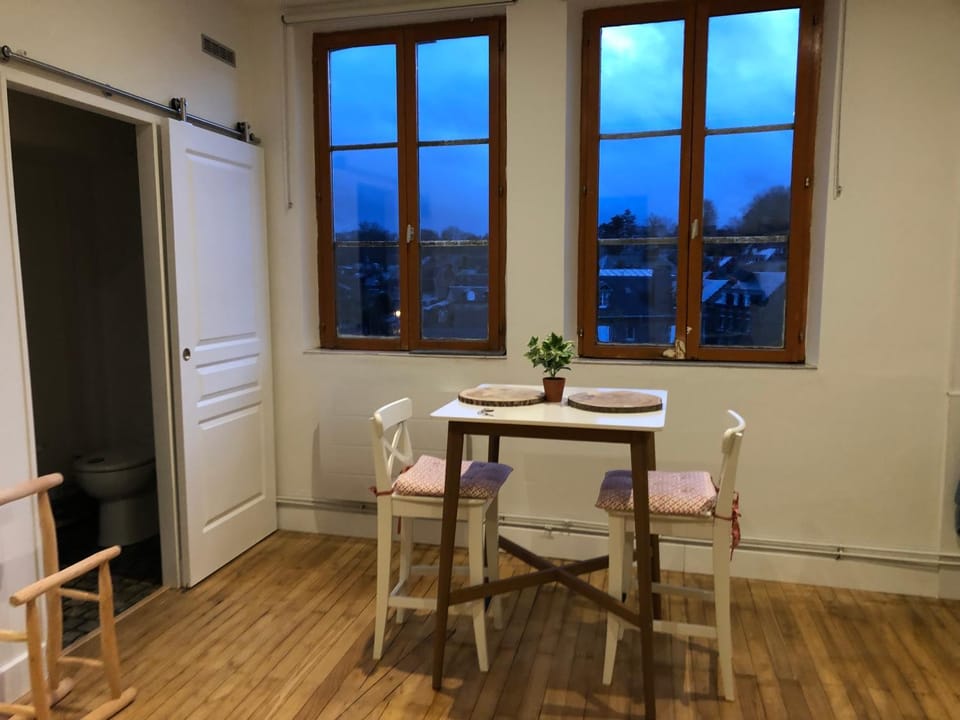Juste au dessus de la Veules Apartment in Normandy