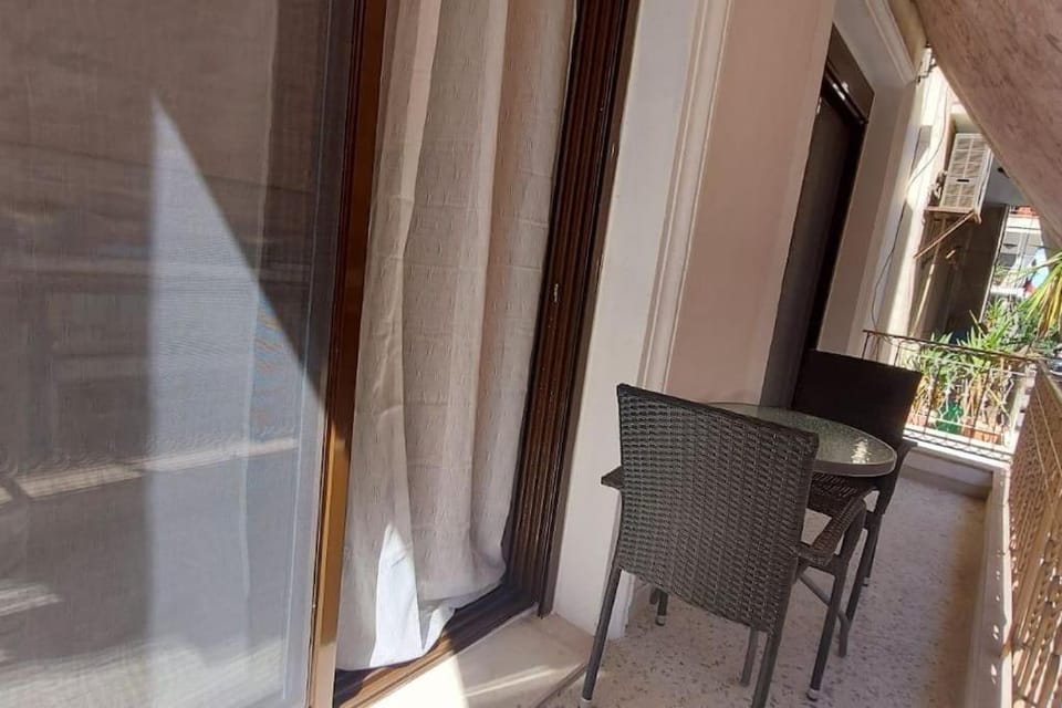 Spacious Beauty in Athens, 55m2, Metro 7' Apartment in Athens