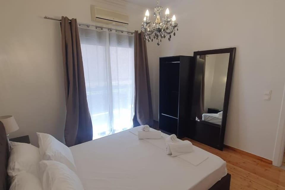 Spacious Beauty in Athens, 55m2, Metro 7' Apartment in Athens