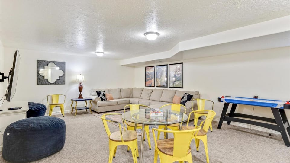 Game Room, Family