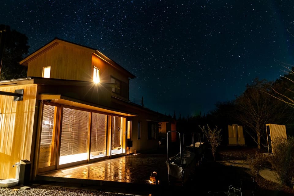 Property building, Night