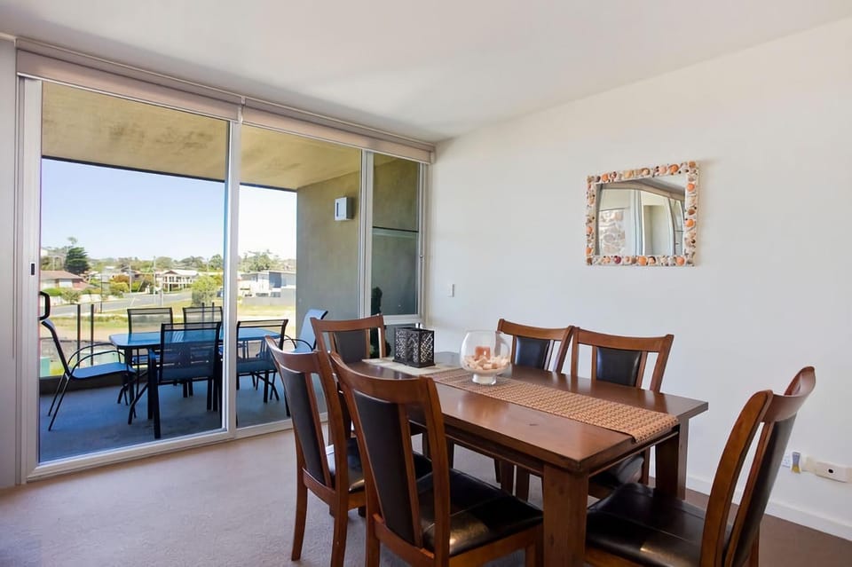 Resort Penthouse 301 Apartment in Torquay