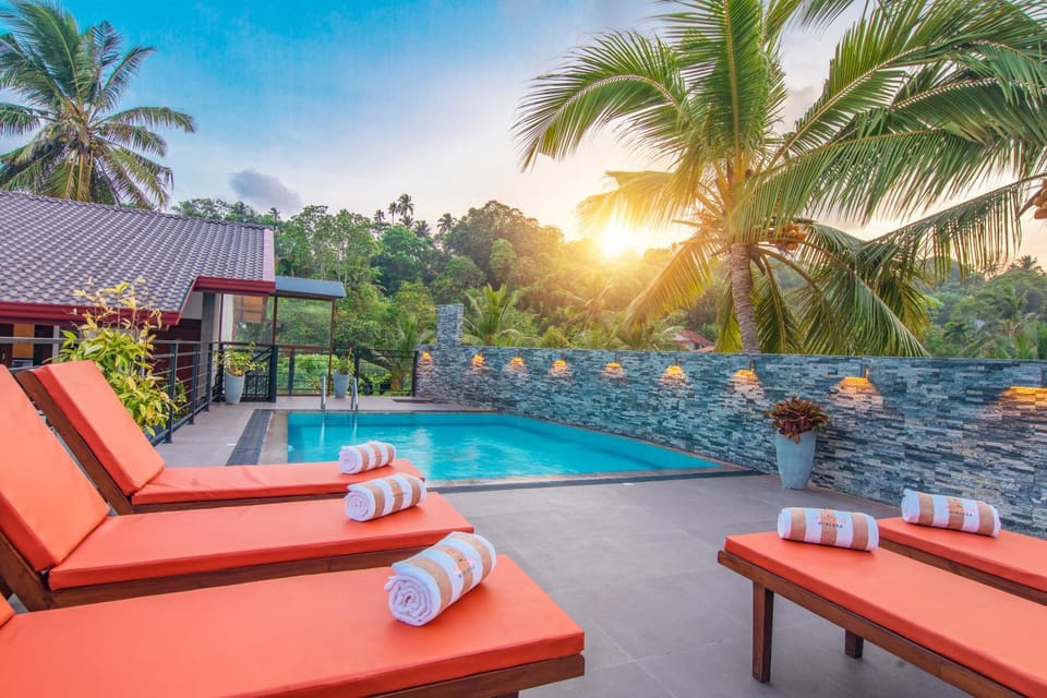 Pool view, Swimming pool, Swimming pool