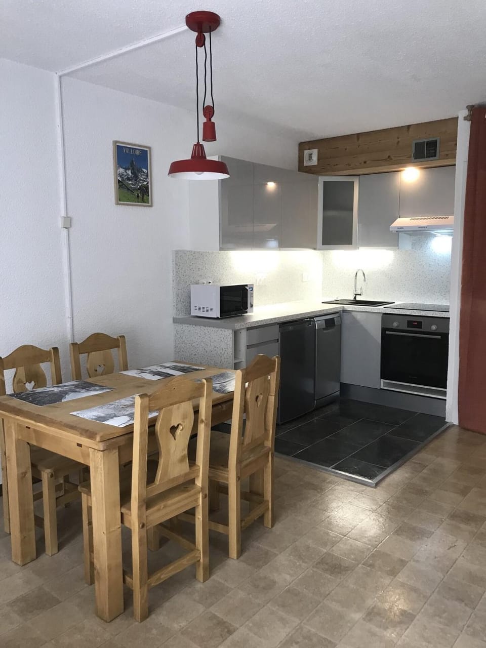 Résidence Le Praz - Studio cabine 4 personnes 2 exposé Sud MAE-8764 Cabin in Auvergne-Rhône-Alpes