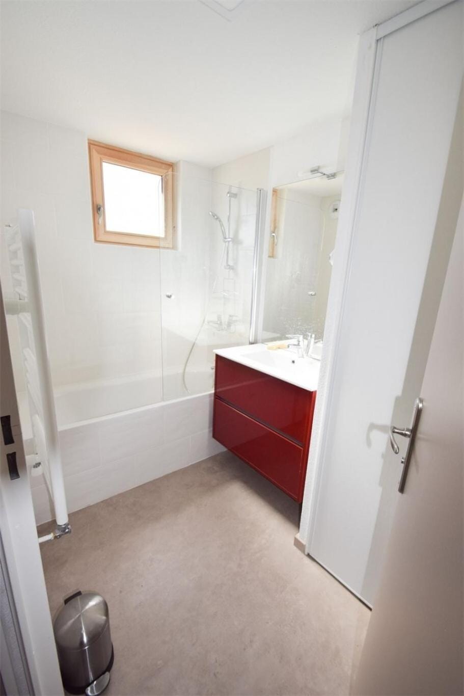 Shower, Bathroom, kitchen