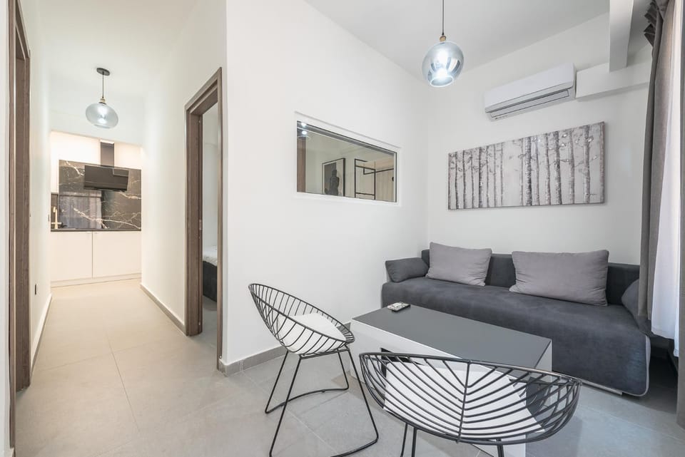Living room, Seating area, air conditioner