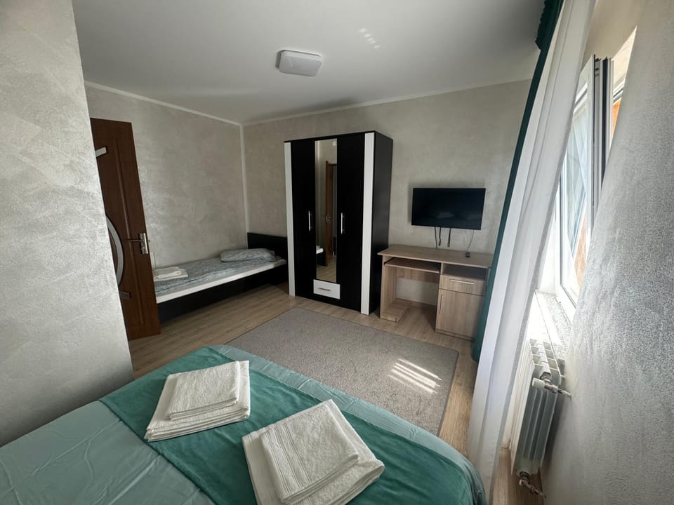 Pensiunea Casa La Cozacu Villa in Romania