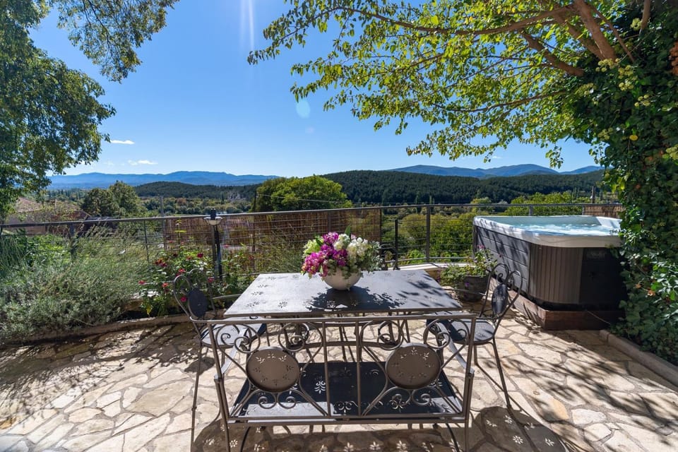 Balcony/Terrace, Seating area, Mountain view