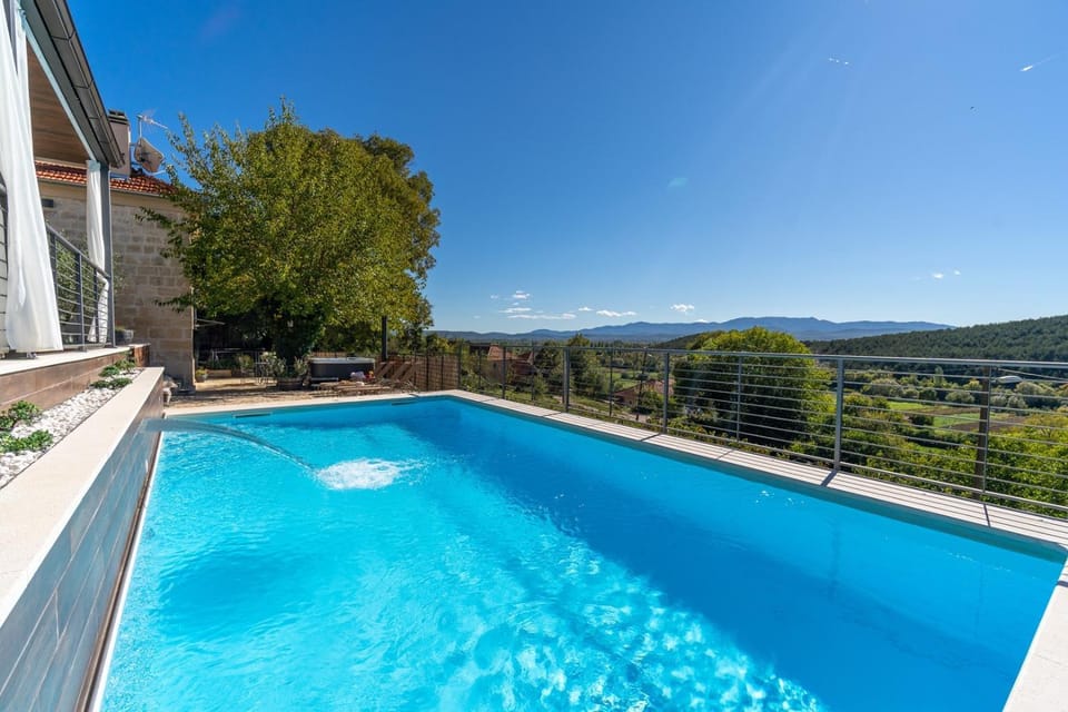 Garden, Swimming pool