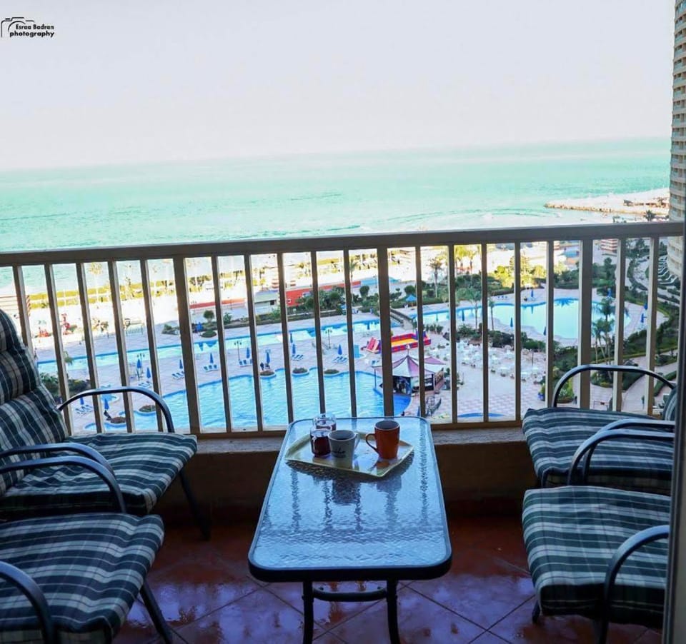 PORTO SOKHNA PYRAMIDS Apartment in Egypt
