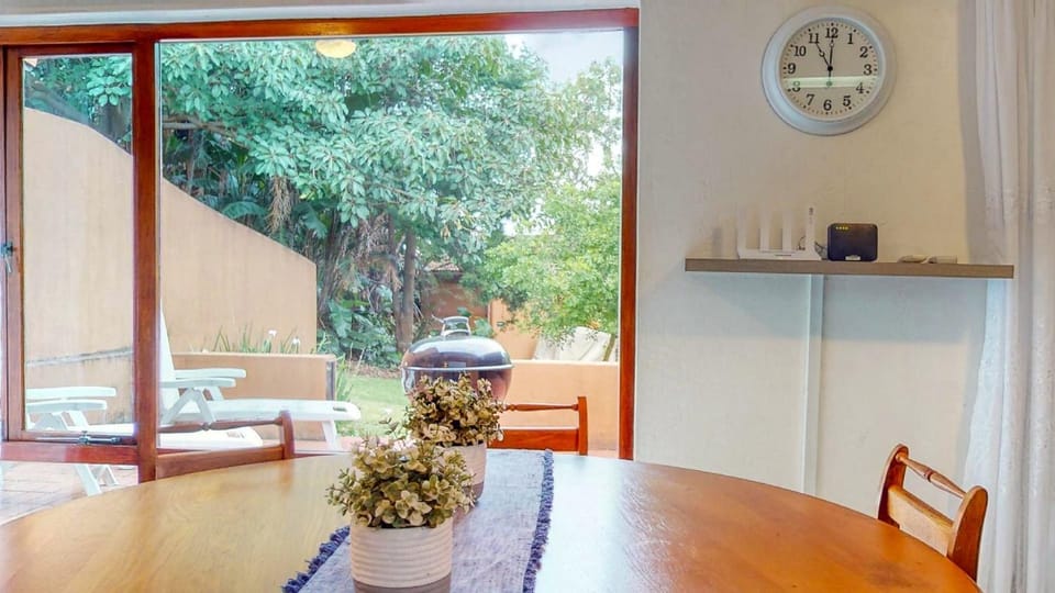 Dining area, Garden view