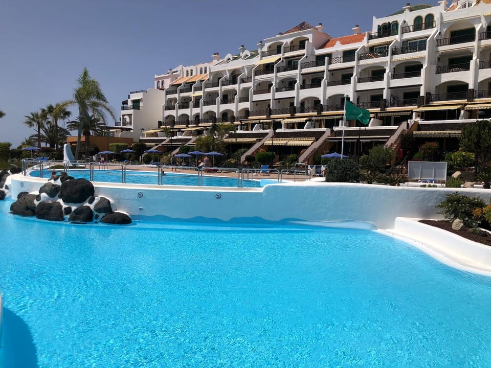 Rocas del Mar with heated Pool and double Terrace Apartment in Costa del Silencio