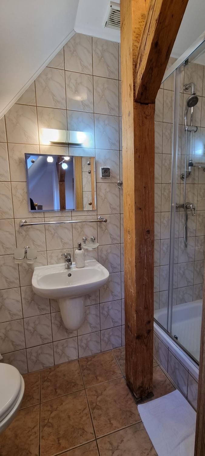 Pokoje Gościnne przy kościele Wang. Bed and Breakfast in Lower Silesian Voivodeship