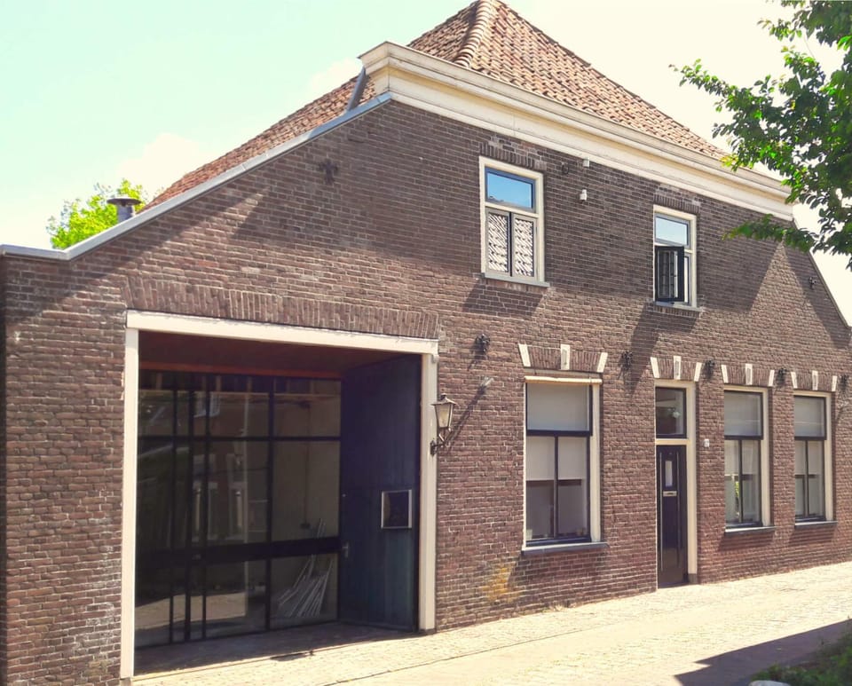Property building, Day
