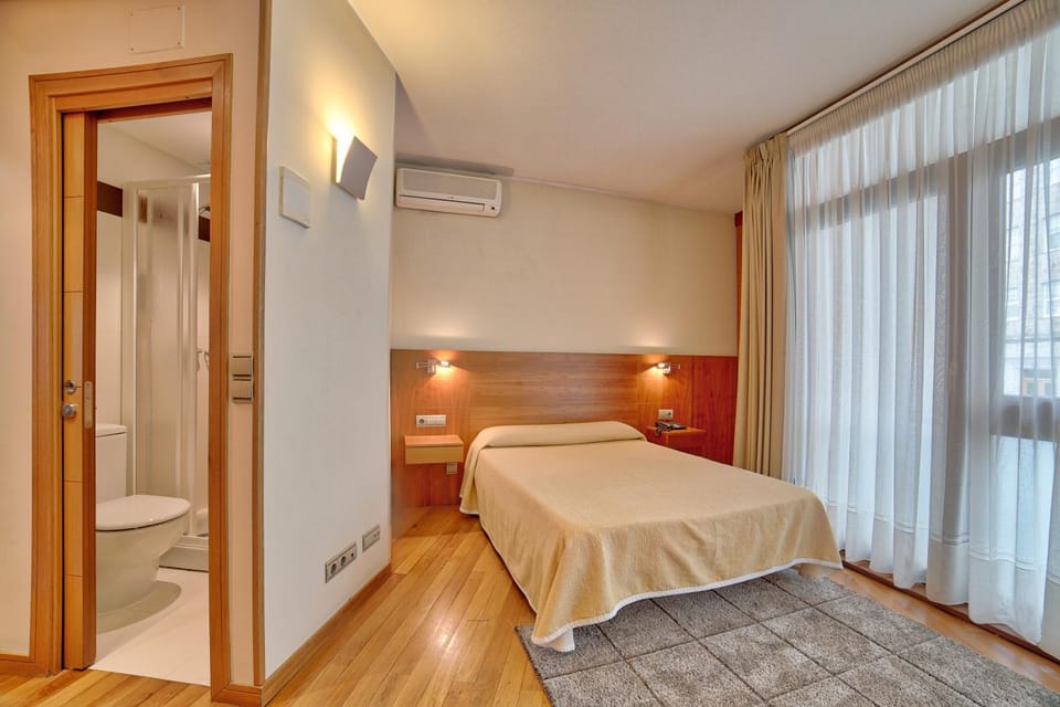 PR Rosa Rosae Bed and Breakfast in Santiago de Compostela