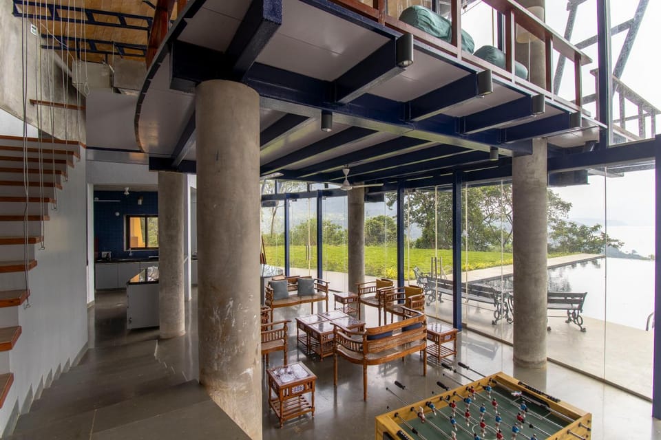 Patio, Day, TV and multimedia, View (from property/room), Living room, Seating area, Dining area, Garden view, Lake view