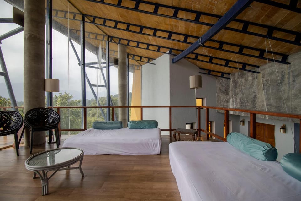 Nearby landmark, Bed, TV and multimedia, View (from property/room), Balcony/Terrace, Living room, Photo of the whole room, Seating area, Garden view, Garden view, Lake view, Landmark view