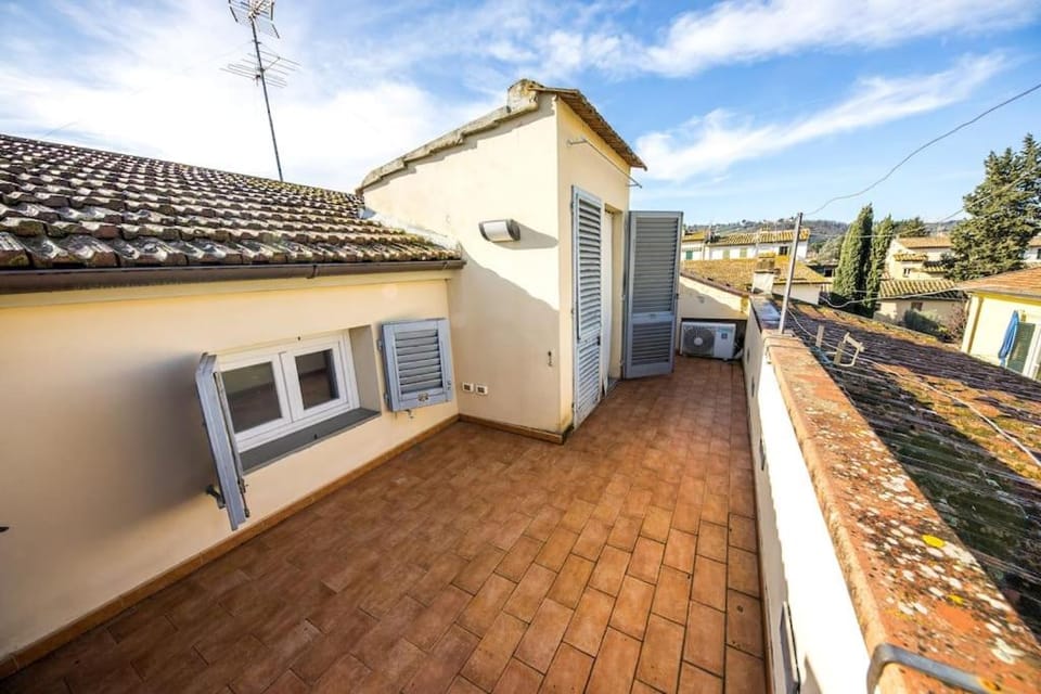 Property building, Balcony/Terrace