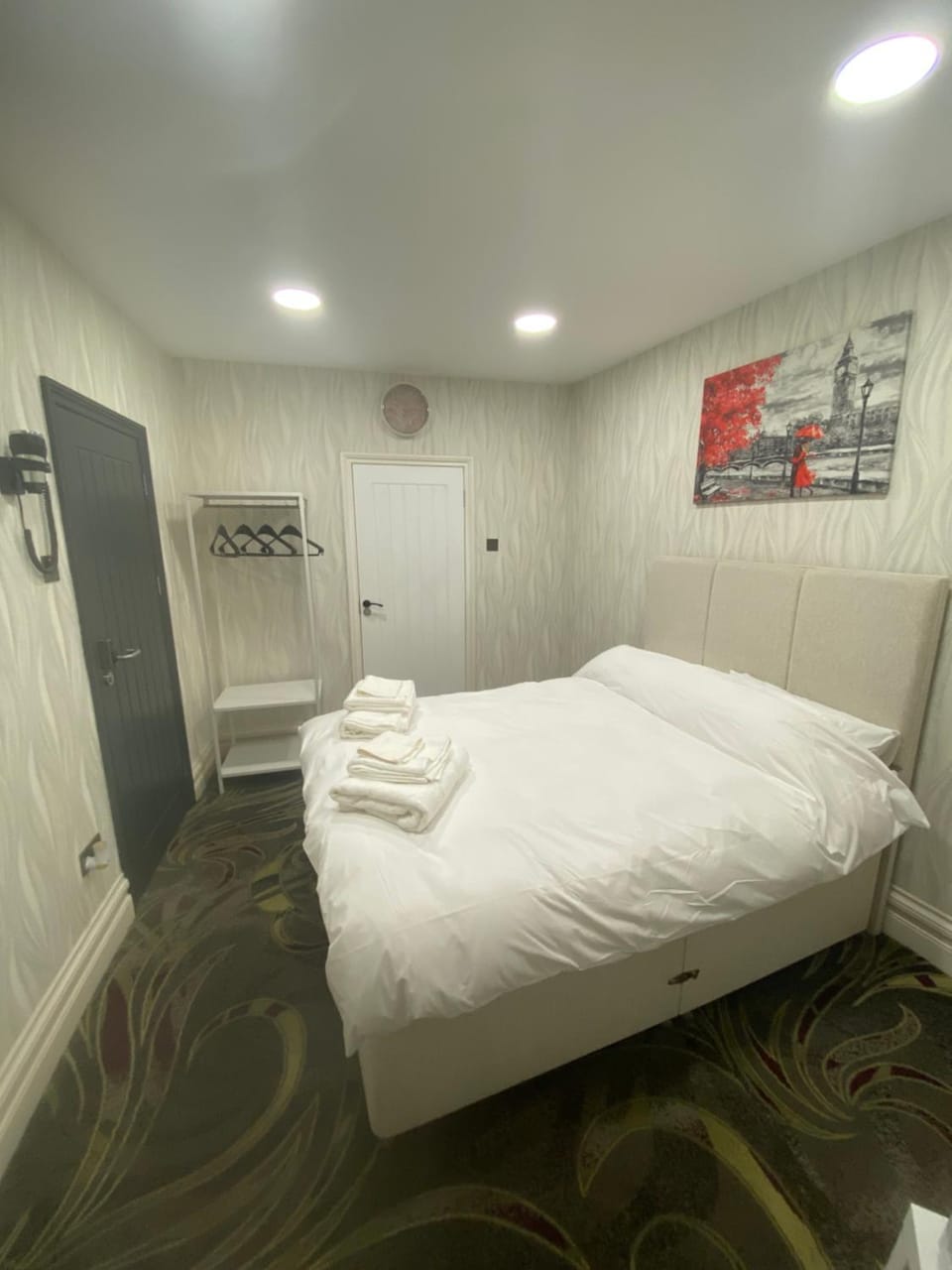 Mannbuilding Bed and Breakfast in London