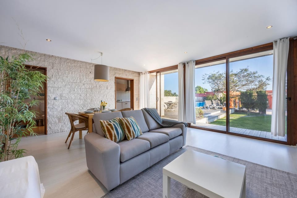 Casa Miró - Private Pool Villa in Sagres