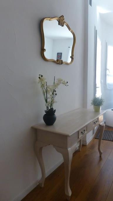 Charmant, agréable et spacieux F3 centre Cannes Apartment in Cannes