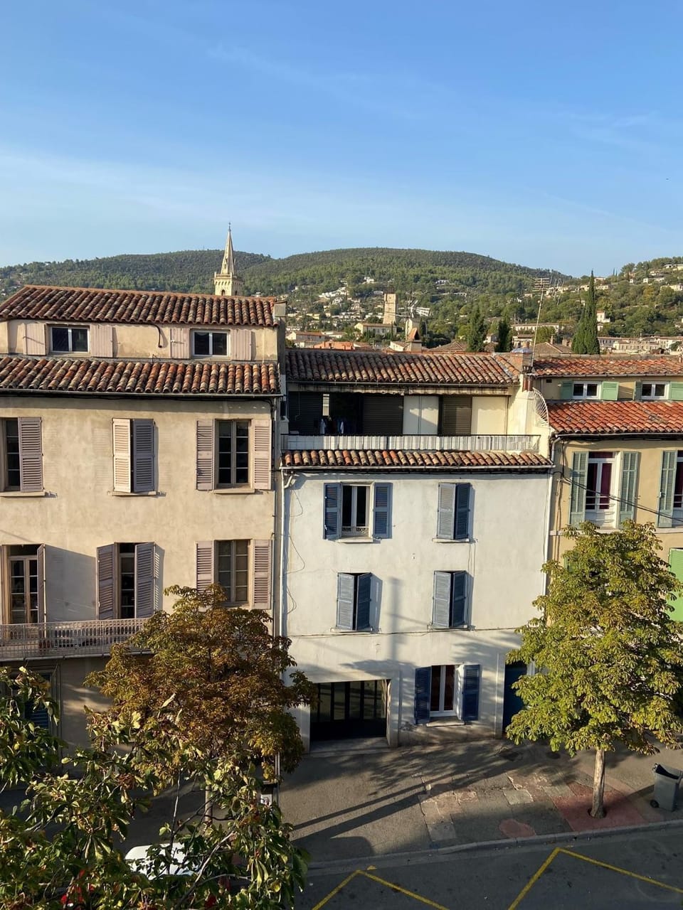 Property building, City view