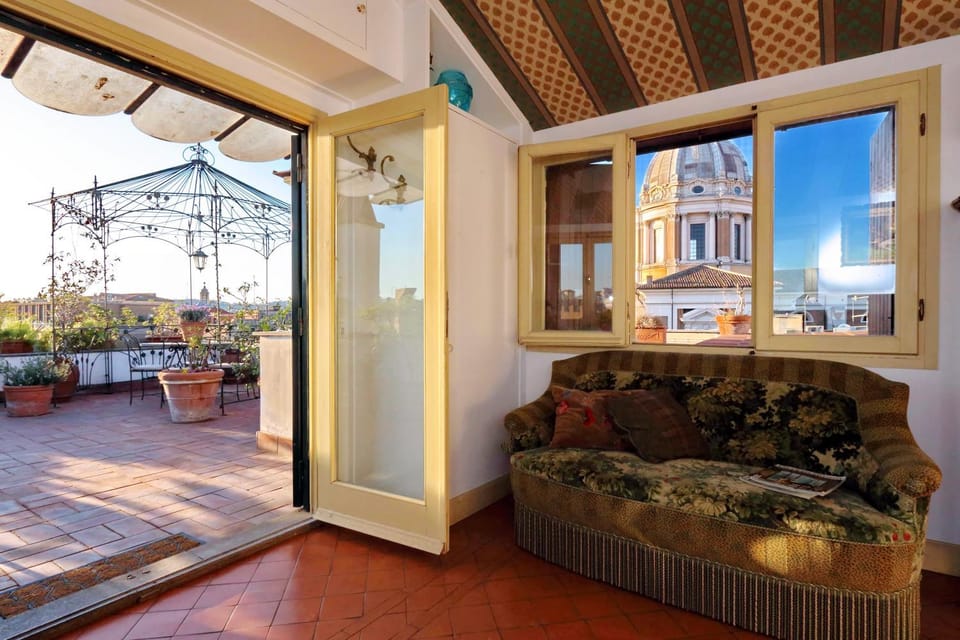 View (from property/room), Balcony/Terrace, Living room