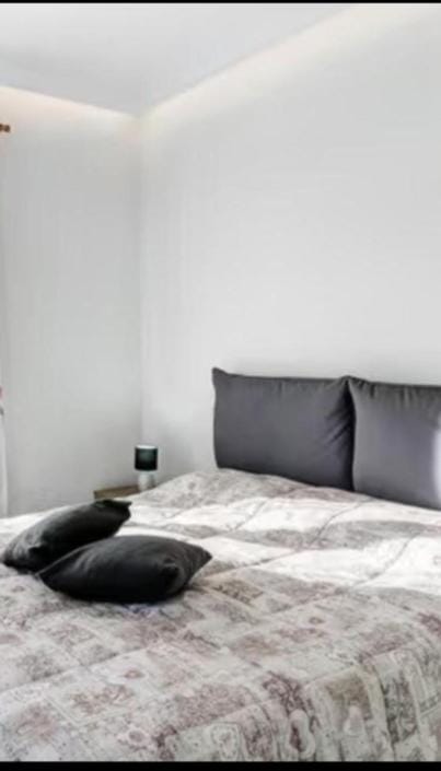 CASA SANREMO TIZIANO Parking Gratis Centro 15 minuti a piedi Apartment in Sanremo