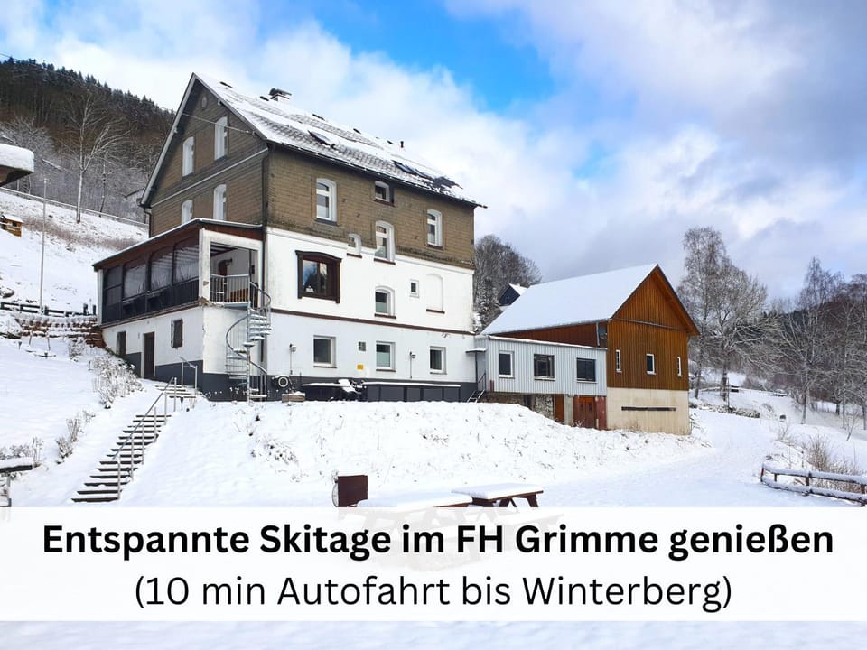Property building, Winter