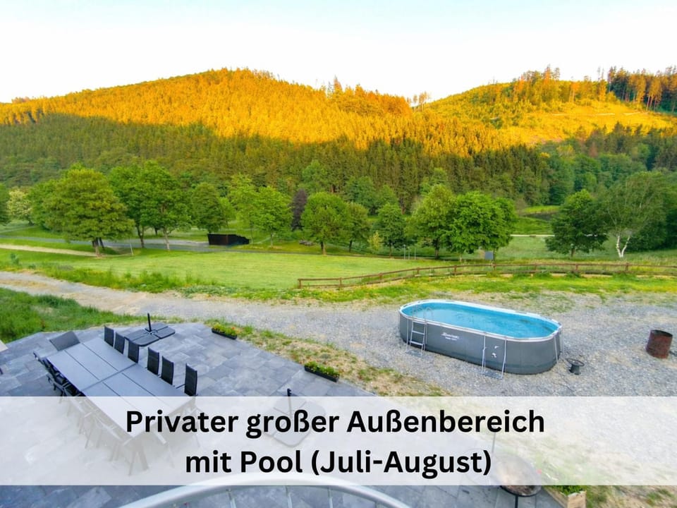 Garden, Balcony/Terrace, Swimming pool