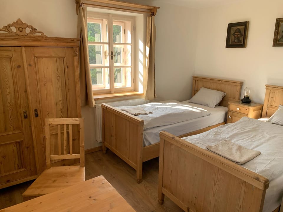 Bed, Bedroom, wardrobe