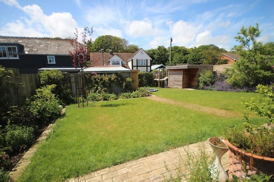 Garden, Garden view
