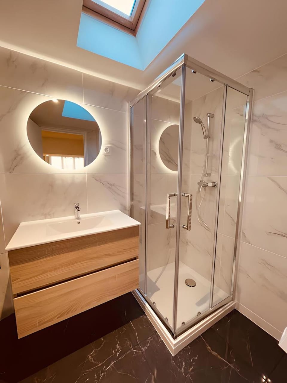 Shower, Bathroom